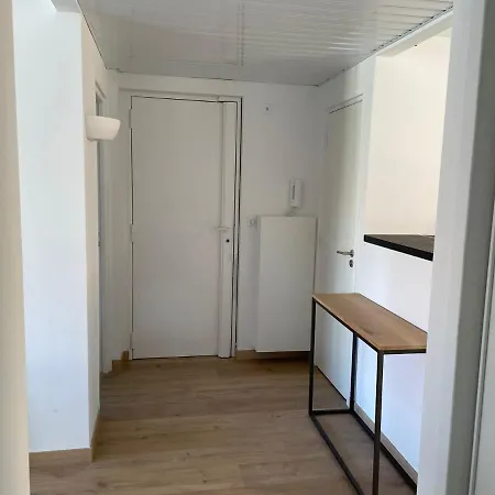 アパート Magnifique Climatise De 87m², A 100m De La アンティーブ